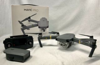 Dji Mavic Pro Drone 4k Camera Gimbal Load Large For Parts/repair Battery Flies