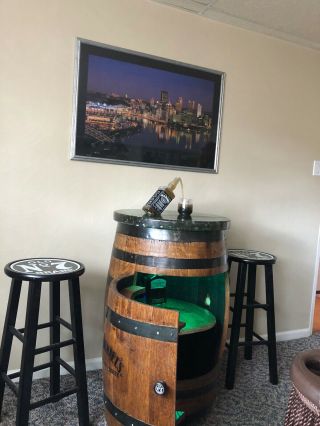 Jack Daniels Whiskey Barrel Bar Fountain
