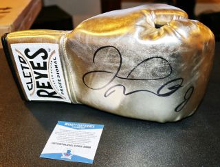 Floyd Mayweather Signed Cleto Reyes Boxing Glove Witnessed Beckett Bas Psa Jsa