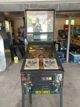 Guns N Roses Pinball Machine