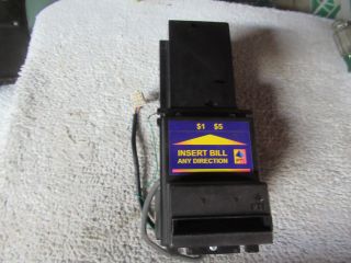 Pyramid Xlc - 5200 - U52 Dollar Bill Acceptor Validator W/wiring Harness C125 Pti