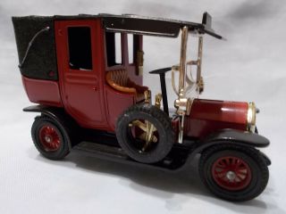 Matchbox Models Of Yesteryear Y28 - 1 1906 Unic Taxi Issue 8