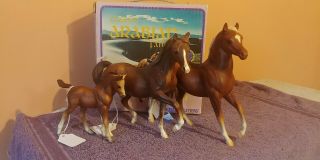 Breyer Ultra Rare Chalky Classic 3055 Arabian Family From The 70 
