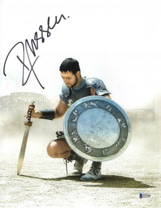 Russell Crowe Signed 11x14 Photo Gladiator Authentic Autograph Beckett C