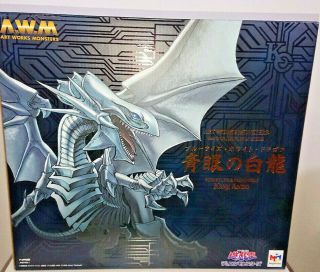 Art Work Monsters Yu - Gi - Oh Duel Monsters Blue Eyes White Dragon Figure