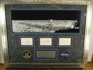 Apollo 11 Crew Signed Display Armstrong,  Aldrin & Collins Authenticated Zarelli