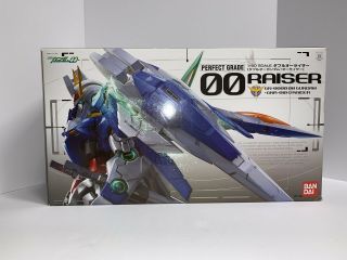 Bandai Gundam 00 Raiser 1/60 Perfect Grade Pg Model Kit