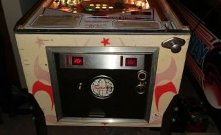 Gottlieb Strange World 1978 pinball machine.  Sample model,  early production. 8