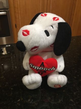 Snoopy A Smooch For You Sound Heart Kisses 7 " Peanuts Dog Plush Stuffed Animal
