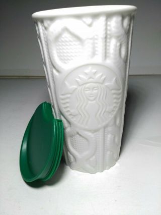 Starbucks 2016 White Ceramic Quilted Embossed Tumbler Mug Green Lid 10 Oz