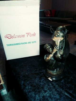 Delaware Park Horse Racing Bronze Statues Employee Xmas Gifts Equine Thoroughbre