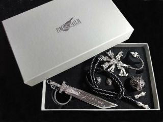 Final Fantasy Vii 4 Items Set Cloud Necklace Ring Earrings Keychain Ff7 Cosplay