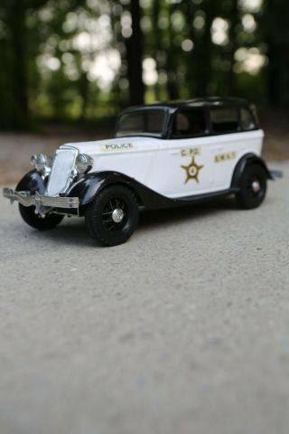 Vintage Jim Beam 1934 Black & White Police Car Decanter 2