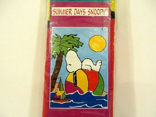 Peanuts - Snoopy Summer Days Decorative Flag