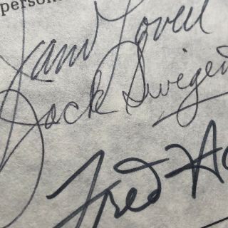 APOLLO 13 Crew Signed Fabric FLOWN AROUND THE MOON Autograph Jack Swigert 9