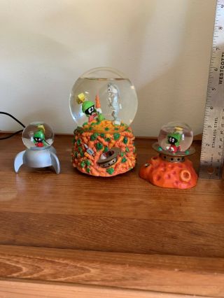 Marvin the Martian Set of Three Snow Globes 2