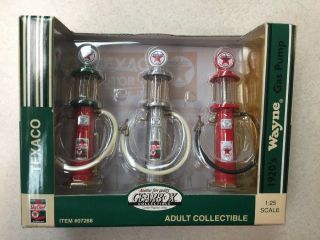 Gearbox Collectible Limited Edition 3 Texaco 1920s Wayne Gas Pumps