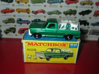 Matchbox Lesney 50 Ford Kennel Truck Shiny Paint W/4 Dogs Vnm W/original Box