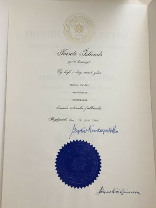 Vigdis Finnbogadottir / Signed Document 1989 / Order Of The Falcon / Iceland