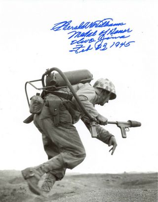 Hershel Williams Signed 11x14 Photo Medal Of Honor Iwo Jima Wwii Moh Beckett Bas