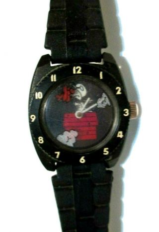 Vintage 1965 Snoopy Red Baron Stem Wind Wrist Watch Runs Made In Usa