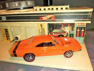 Hot Wheels Redlines Rlc 1969 Orange Dodge Charger