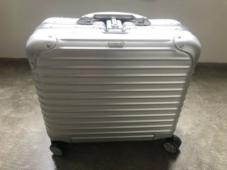 Rimowa Business Suitacase Luggage Roller