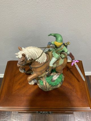 First 4 Figures Link on Epona Statue Perfect 465 2