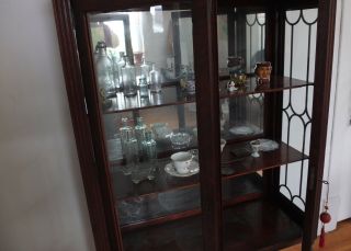 Heirloom Furniture China Cabinet Glass and Wood Apartment - size 7