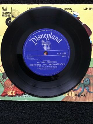 Walt Disney - Bedknobs And Broomsticks 7” Vinyl Record & 24 Page Book LLP - 364 5