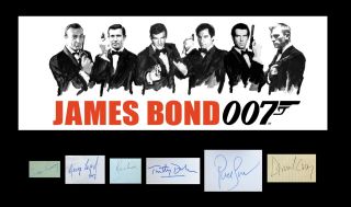 JAMES BOND 007 all six signed autograph SEAN CONNERY,  ROGER MOORE,  DANIEL CRAIG 7