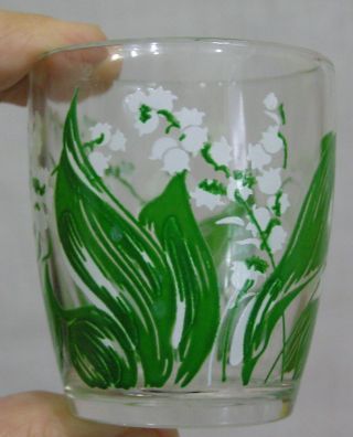Vintage Cocktail Shaker Six Glasses with Lily - of - the - Valley Decor 1960s 5