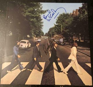 Beatles: Abbey Road Album Autographed By Paul Mccartney & Ringo Starr W/
