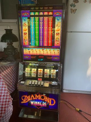 Bally Las Vegas S - 5500 1994 Diamond Winner Slot Machine - 5 Reel
