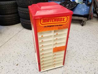 Vintage Matchbox Rotating Store Display Showcase Holds 75 Cars 1984
