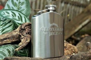 Jack Daniel ' s Gentleman Jack Flask Rare Tennessee Whiskey Licensed Barware 3