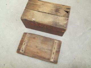 Antique Mason Jar Caps & Rubbers Wooden Box.  Boyd ' s Porcelain Lined 7