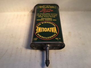 Vintage Valvoline Oil Can handy oiler Lead Top 3 oz Rare tin Texaco Mobil Mopar 7