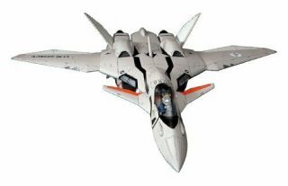 Hasegawa Macross Plus Vf - 11b Thunderbolt 1/72 Scale Plastic Model 22