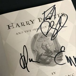Harry Potter and the Deathly Hallows Book Signed by Daniel Radcliffe & MORE 2