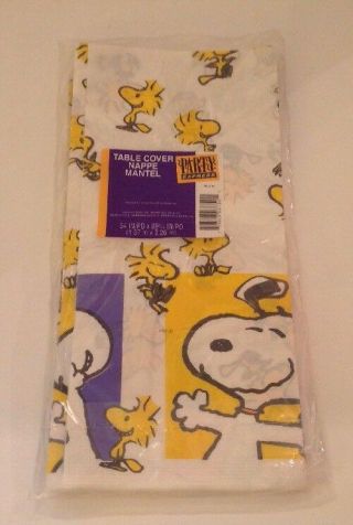 Vintage Snoopy Woodstock Peanuts Hallmark Paper Tablecloth Party 54 " X 89 "