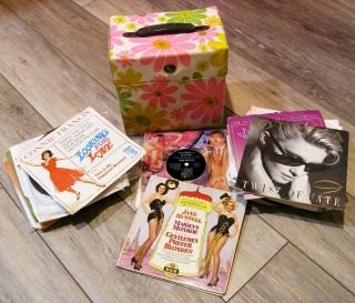 57 Female Vocals 45s Pink Flowered Box Marilyn Monroe Judy Garland Nancy Sinatra
