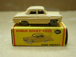 VINTAGE 60 ' S DINKY TOY DUBLO 061 FORD PREFECT 3