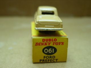 VINTAGE 60 ' S DINKY TOY DUBLO 061 FORD PREFECT 4