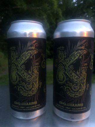 Treehouse - King Jjjulius “2 Collector Cans”
