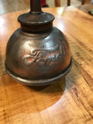 OLD VINTAGE ANTIQUE FORD OIL CAN THUMB OILER,  MODEL T 2