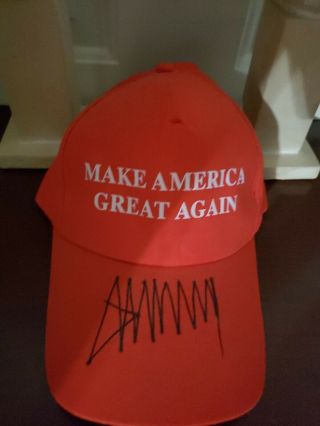 2016 MEGA CAMPAIGN MAKE AMERICA GREAT AGAIN DONALD TRUMP SIGNED RED HAT 5