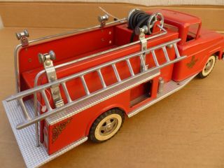 Vintage 1962 - 64 Tonka 926 Suburban Fire Pumper W/Hose.  Ladder,  Hydrant 6
