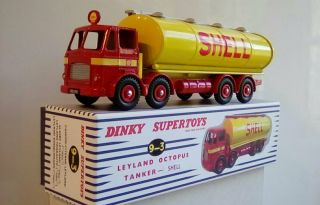 Dinky Toys & Corgi,  Leyland Octopus 