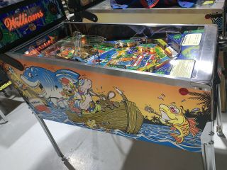 Fish Tales Pinball Machine by Williams 4